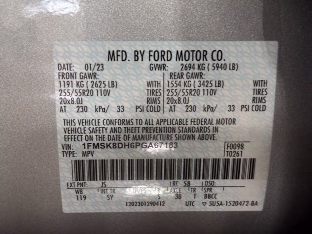 2023 Silver Metallic Ford Explorer XLT 4X4 SUV