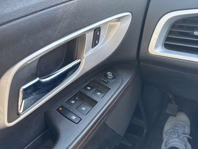 2014 Ashen Gray Metallic Chevrolet Equinox LT FWD SUV