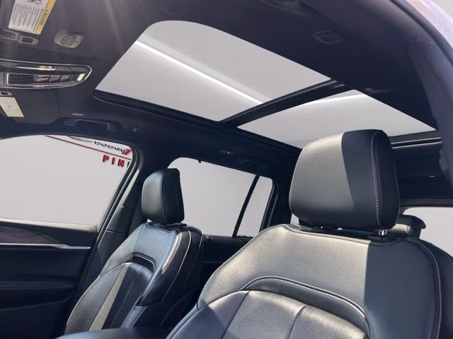 2024 Bright White Clearcoat Jeep Grand Cherokee Limited 4X4 SUV