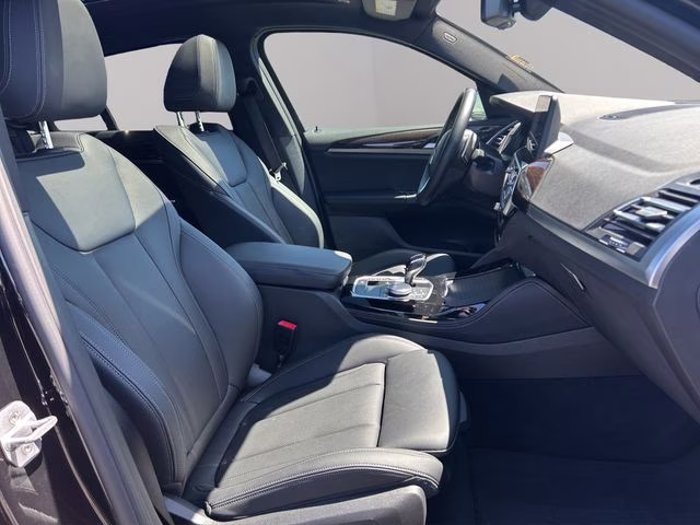 2025 Jet Black BMW X4 xDrive30i AWD SUV