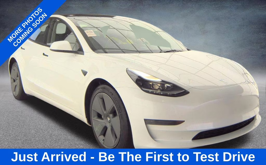 2023 White Tesla Model 3 Base RWD Sedan