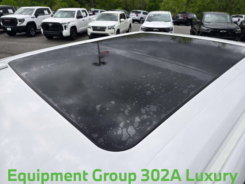 2018 Oxford White Ford F-150 XLT 4X4 Truck