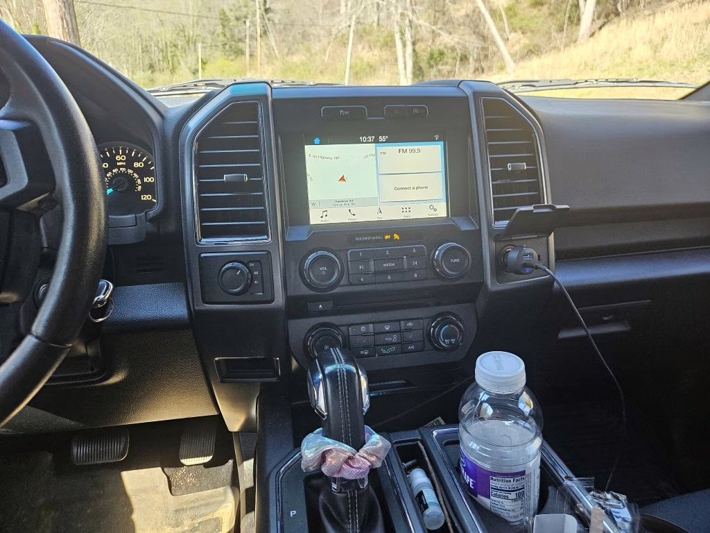 2018 Oxford White Ford F-150 XLT 4X4 Truck