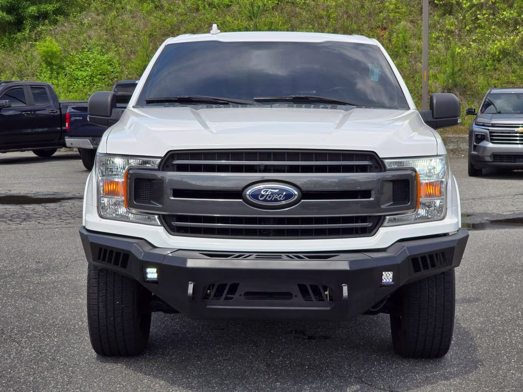 2018 Oxford White Ford F-150 XLT 4X4 Truck