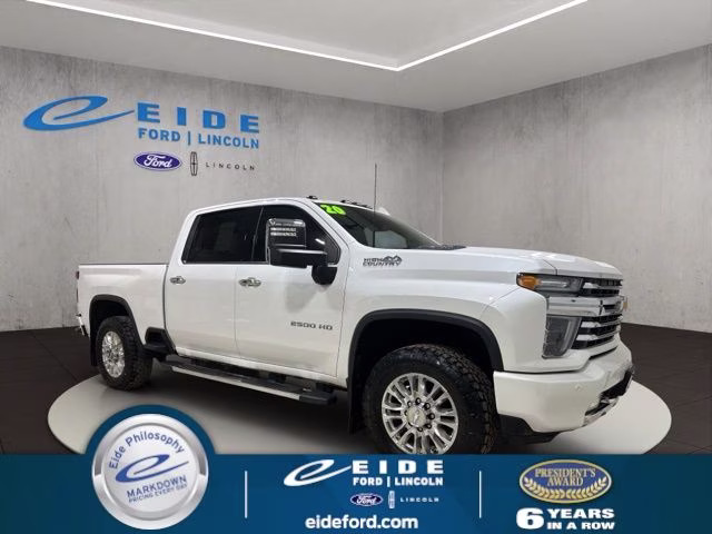 2020 Iridescent Pearl Tricoat Chevrolet Silverado 2500HD High Country 4X4 Truck