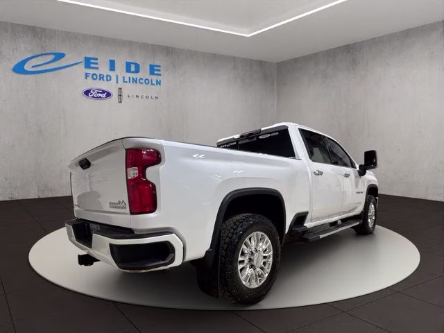 2020 Iridescent Pearl Tricoat Chevrolet Silverado 2500HD High Country 4X4 Truck