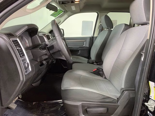 2024 Diamond Black Crystal Pearlcoat Ram 1500 Classic SLT 4X4 Truck