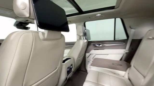 2023 White Frost Tricoat GMC Yukon Denali 4X4 SUV