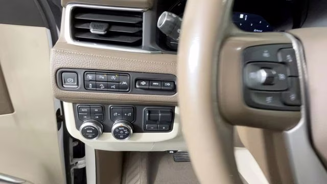 2023 White Frost Tricoat GMC Yukon Denali 4X4 SUV
