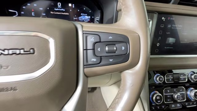2023 White Frost Tricoat GMC Yukon Denali 4X4 SUV