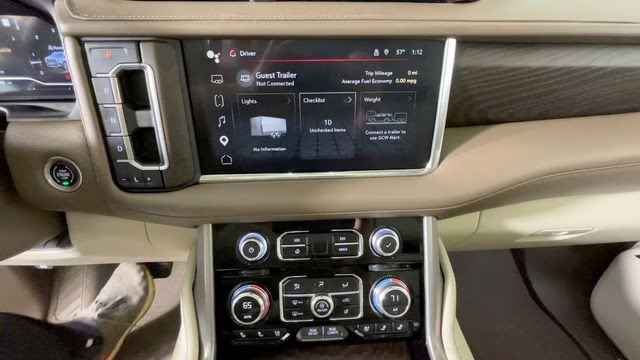 2023 White Frost Tricoat GMC Yukon Denali 4X4 SUV