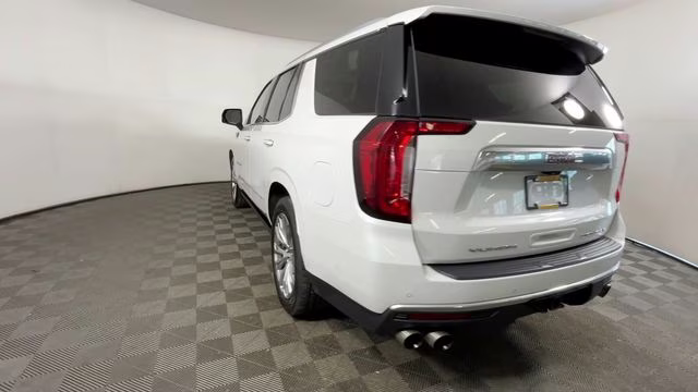 2023 White Frost Tricoat GMC Yukon Denali 4X4 SUV