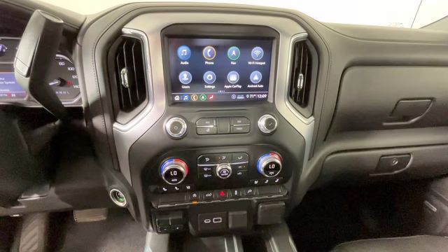 2020 Onyx Black GMC Sierra 1500 SLT 4X4 Truck