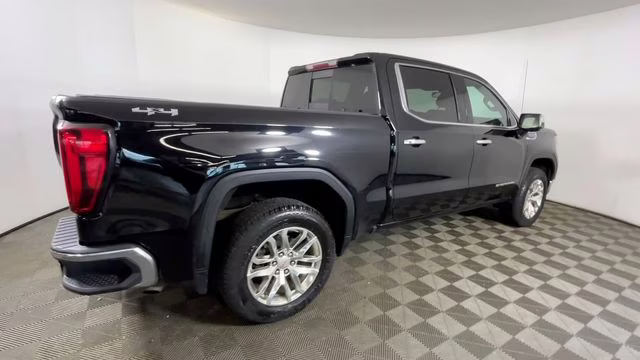 2020 Onyx Black GMC Sierra 1500 SLT 4X4 Truck