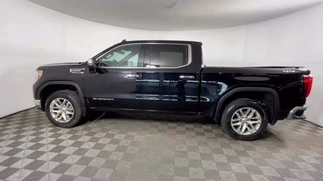 2020 Onyx Black GMC Sierra 1500 SLT 4X4 Truck