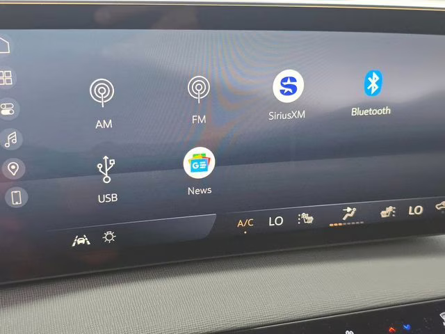 2026 Summit White Buick Enclave Preferred FWD SUV