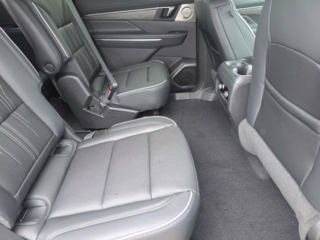 2026 Iridescent White Tricoat Buick Enclave Avenir AWD SUV