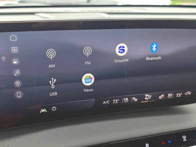 2026 Iridescent White Tricoat Buick Enclave Avenir AWD SUV