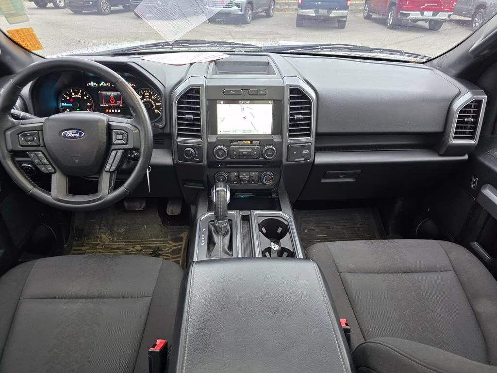2018 Oxford White Ford F-150 XLT 4X4 Truck