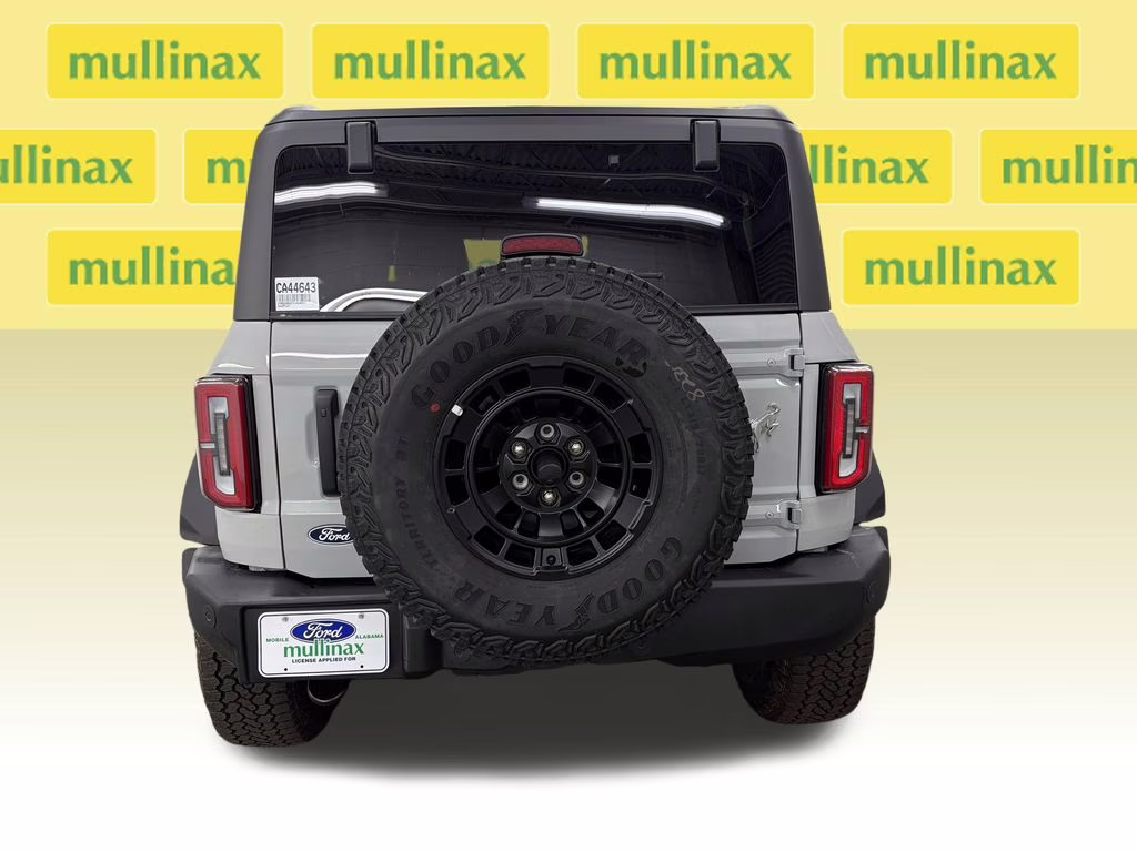 2026 AVALANCHE GRAY Ford Bronco Outer Banks 4X4 SUV