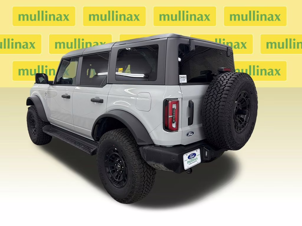 2026 AVALANCHE GRAY Ford Bronco Outer Banks 4X4 SUV