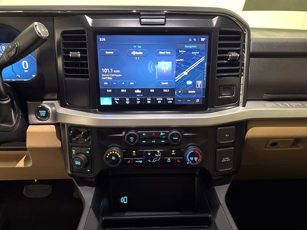2026 Avalanche Ford Super Duty F-250 SRW XLT 4X4 Truck