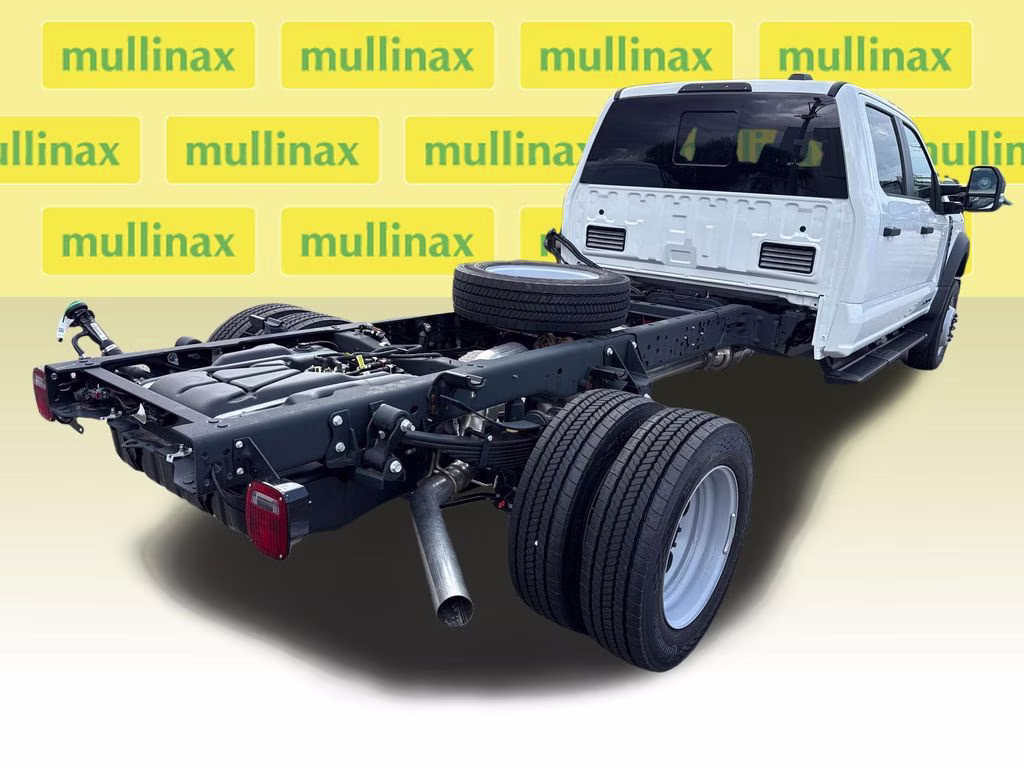 2026 Oxford White Ford Super Duty F-550 DRW XL 4X4 Chassis