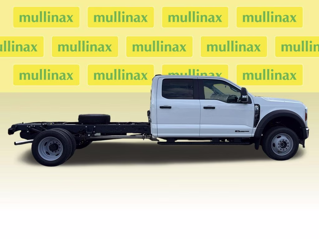 2026 Oxford White Ford Super Duty F-550 DRW XL 4X4 Chassis