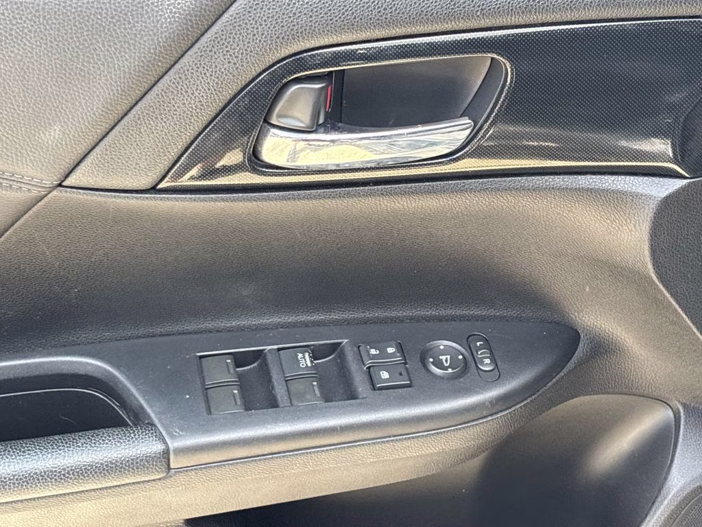 2015 Crystal Black Pearl Honda Accord Sport FWD Sedan