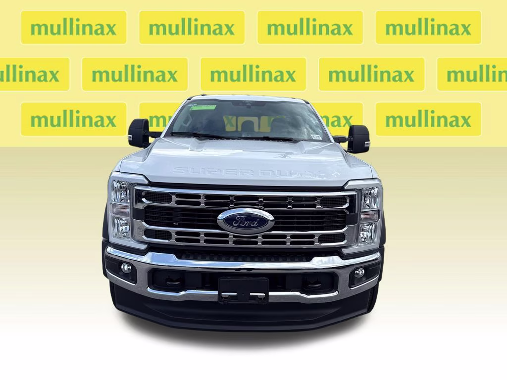 2026 Oxford White Ford Super Duty F-550 DRW XL 4X4 Chassis