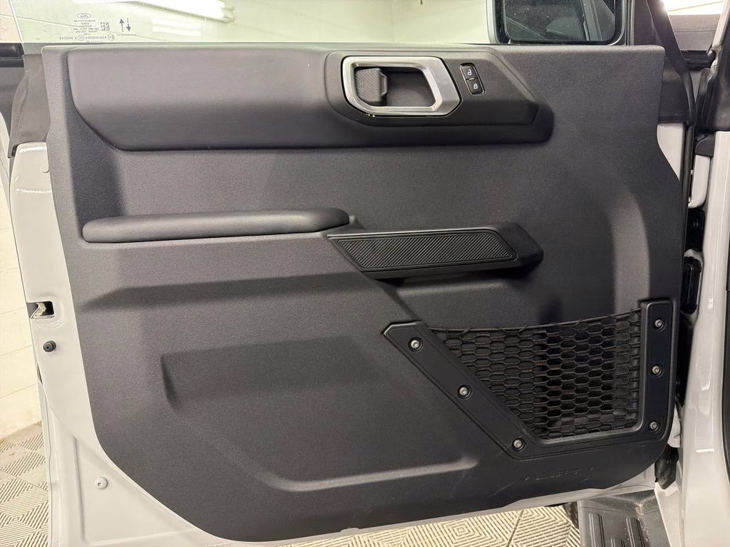 2026 AVALANCHE GRAY Ford Bronco Outer Banks 4X4 SUV