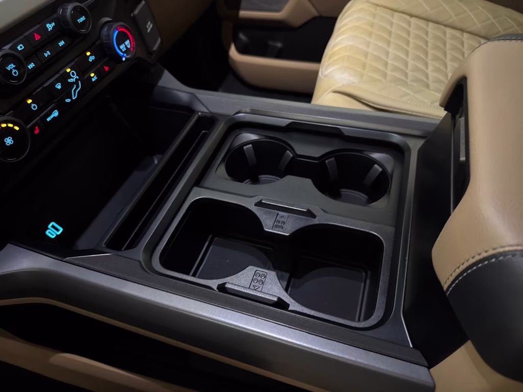 2026 Avalanche Ford Super Duty F-250 SRW XLT 4X4 Truck