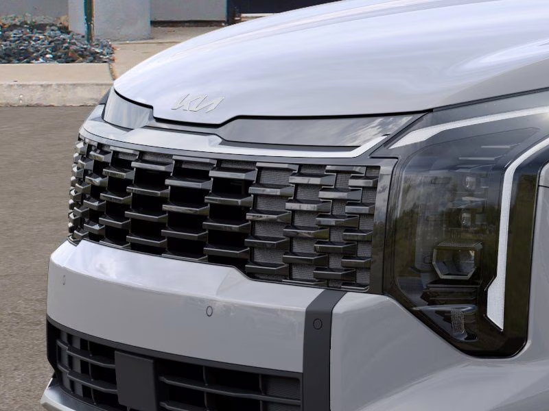 2026 Wolf Gray Kia Sportage EX FWD SUV