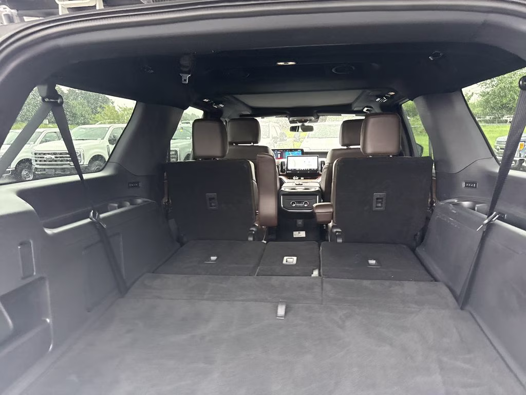 2025 Star White Metallic Tri-Coat Ford Expedition Max King Ranch 4X4 SUV