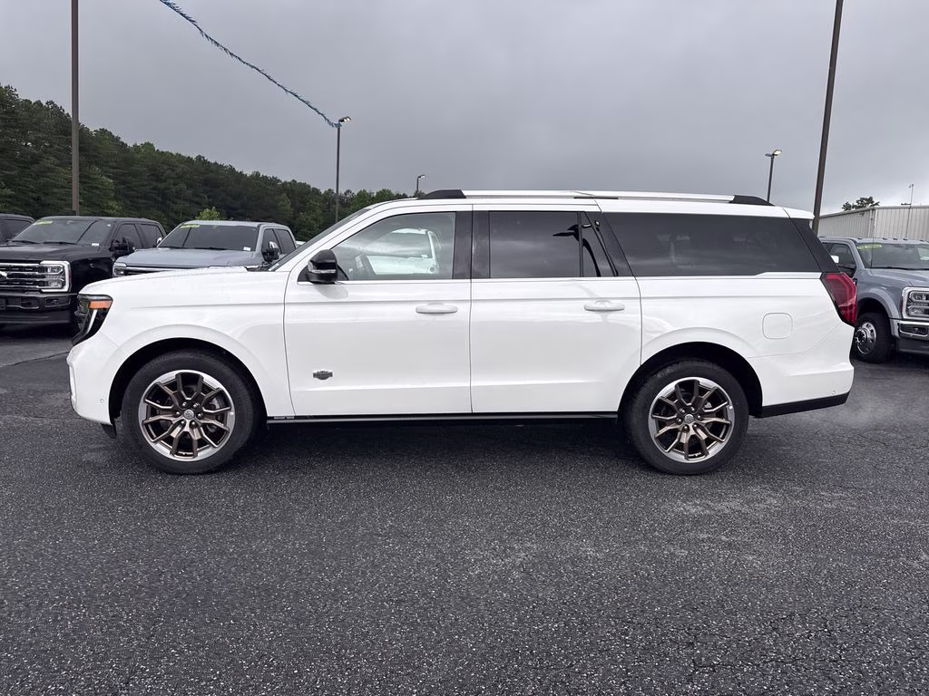 2025 Star White Metallic Tri-Coat Ford Expedition Max King Ranch 4X4 SUV