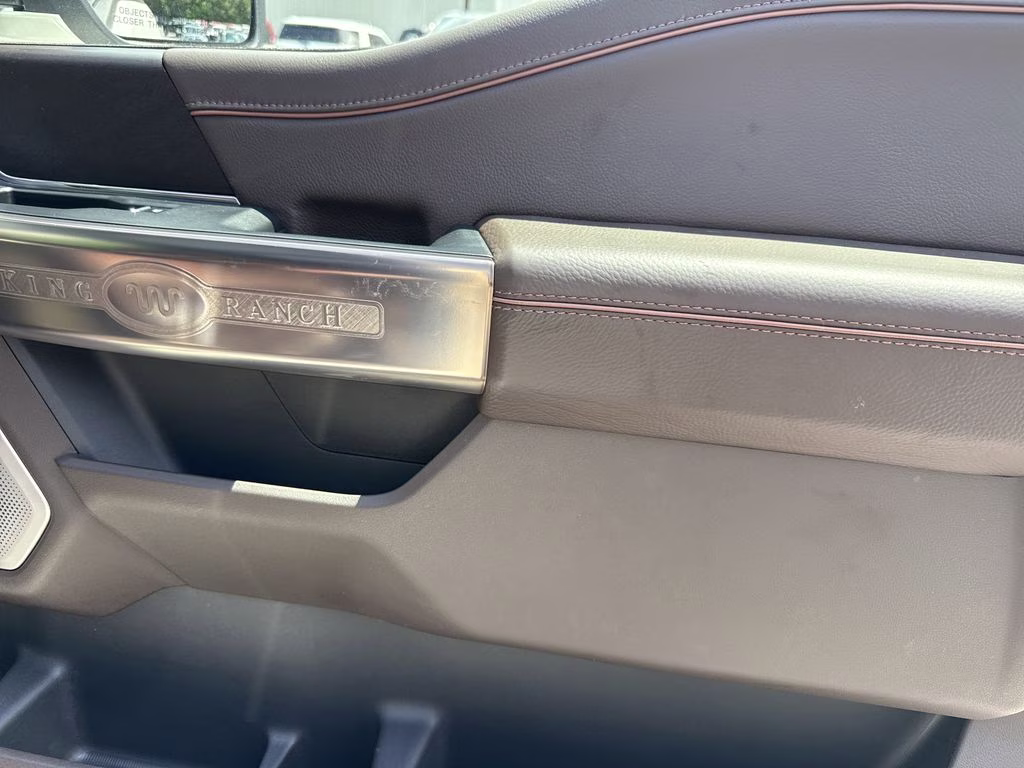 2023 Star White Metallic Tri-Coat Ford F-150 King Ranch 4X4 Truck