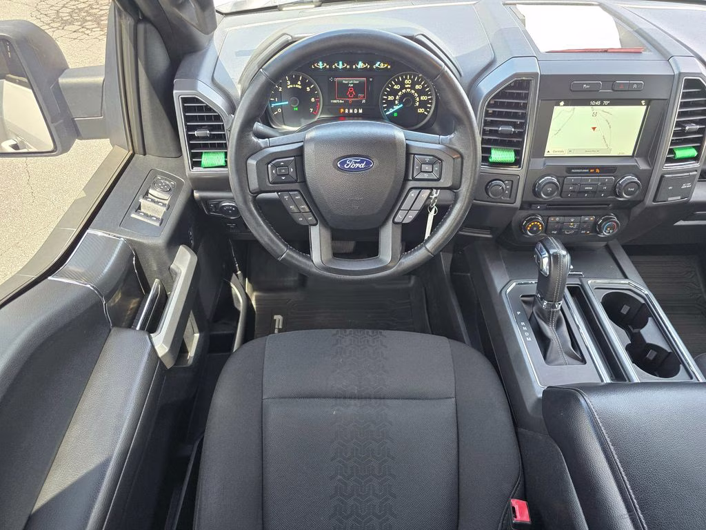 2018 Oxford White Ford F-150 XLT 4X4 Truck