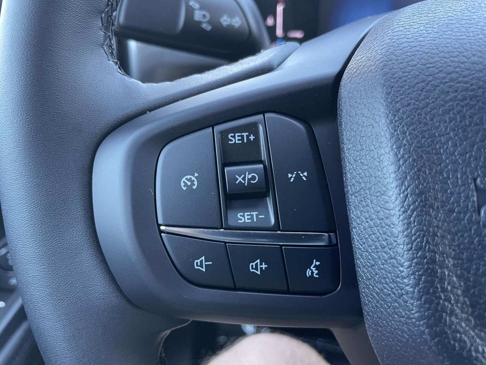 2025 Oxford White Ford Ranger XLT 4X4 Truck