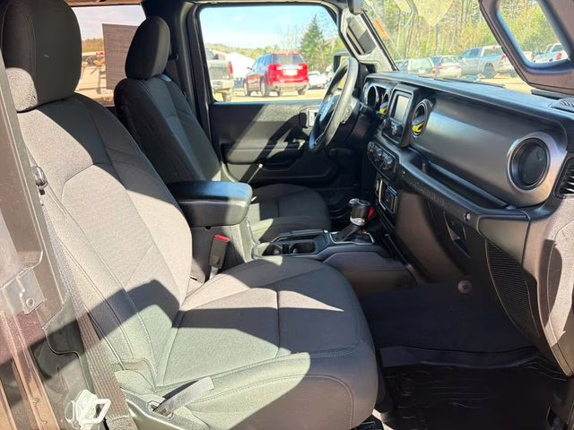 2021 Granite Crystal Metallic Clearcoat Jeep Wrangler Willys Sport 4X4 SUV
