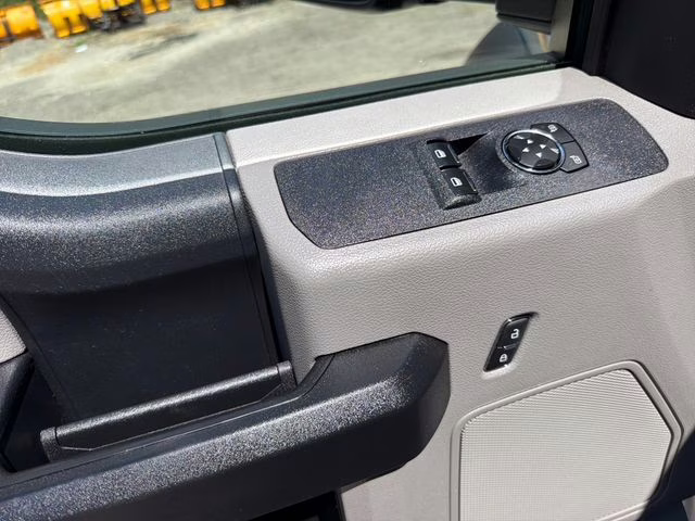 2019 Ingot Silver Ford Super Duty F-550 DRW XL 4X4 Chassis