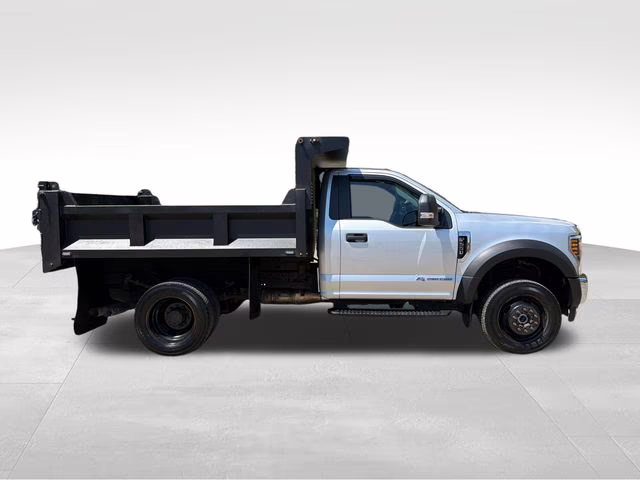 2019 Ingot Silver Ford Super Duty F-550 DRW XL 4X4 Chassis