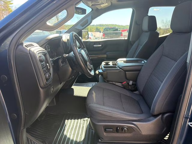 2019 Northsky Blue Metallic Chevrolet Silverado 1500 LT 4X4 Truck
