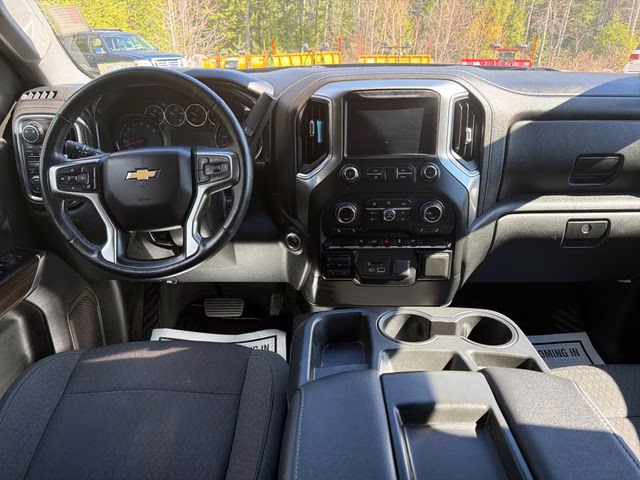 2019 Northsky Blue Metallic Chevrolet Silverado 1500 LT 4X4 Truck