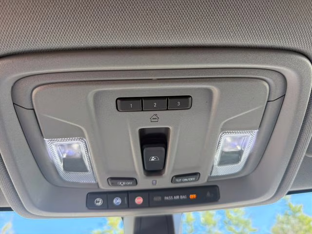 2019 Northsky Blue Metallic Chevrolet Silverado 1500 LT 4X4 Truck