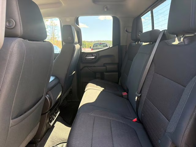 2019 Northsky Blue Metallic Chevrolet Silverado 1500 LT 4X4 Truck