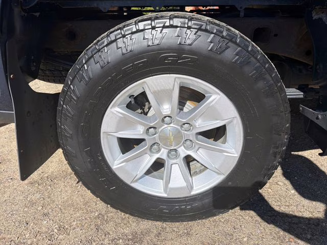 2019 Northsky Blue Metallic Chevrolet Silverado 1500 LT 4X4 Truck