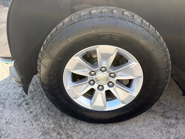 2019 Northsky Blue Metallic Chevrolet Silverado 1500 LT 4X4 Truck
