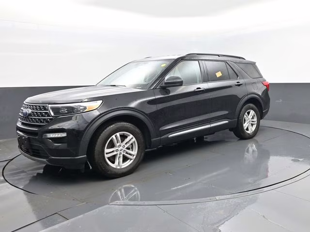 2024 Black Metallic Ford Explorer XLT 4X4 SUV