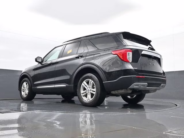 2024 Black Metallic Ford Explorer XLT 4X4 SUV