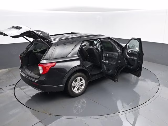 2024 Black Metallic Ford Explorer XLT 4X4 SUV